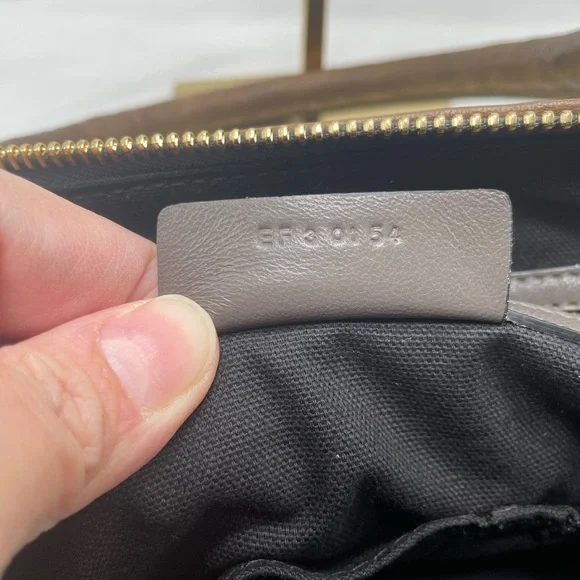 GIVENCHY Tumbled Sheepskin Pandora - Picture 8 of 9